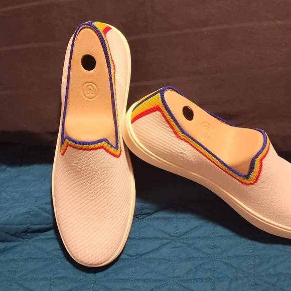 NWTs Rothy's White Rainbow 🌈 size 10.5 - Picture 2 of 9